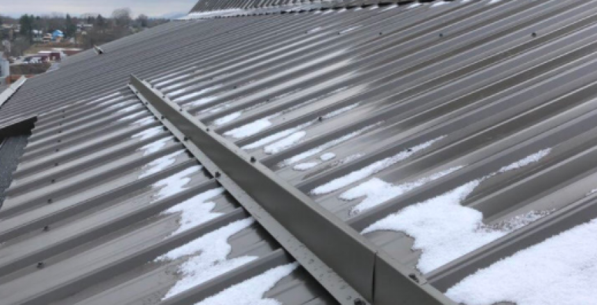 Common-steel-building-problems-and-solutions-Metal-roof-snow-guards